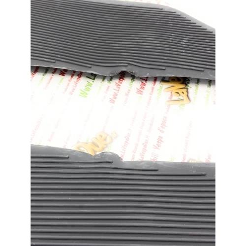 Pair of floor mats for VESPA 50 125 PK XL RUSH N ro 253405 253406 234171 234172 494863