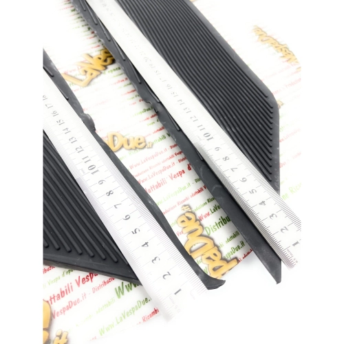 Pair of floor mats for VESPA 50 125 PK XL RUSH N ro 253405 253406 234171 234172 494863