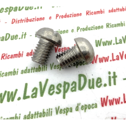 Paar Zylinderschrauben M8 aus Edelstahl mit gewölbtem Kopf zum Verschließen der Reserveradhalterungslöcher am Tunnel der VESPA 50, 125 und 150 (italienisches Produkt).