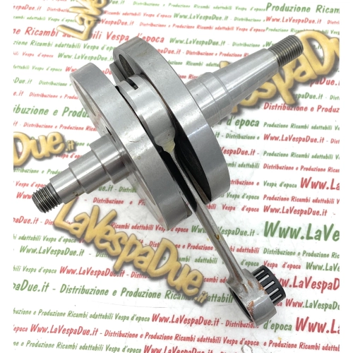 Cigüeñal MAZZUCCHELLI AMT 196A con volantes redondos para VESPA PK 125 ETS N XL2 XL. Carrera 54 mm. Rodamiento 25. Distancia entre centros de biela 105 mm. Hombros completos.