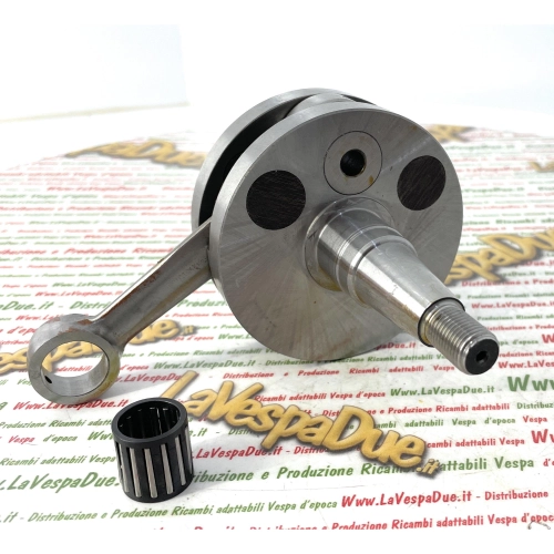 Cigüeñal MAZZUCCHELLI AMT 196A con volantes redondos para VESPA PK 125 ETS N XL2 XL. Carrera 54 mm. Rodamiento 25. Distancia entre centros de biela 105 mm. Hombros completos.