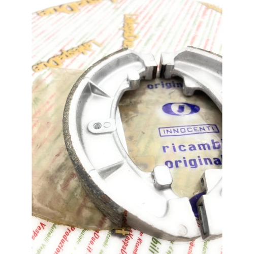 Paire de mâchoires de frein LAMBRETTA LAMBRO 200 ro 42042110 en stock