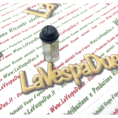 Kit de espaciadores de fijación para la cubierta de refrigeración del cilindro para VESPA 180 200 RALLY VSD VSE, completo con tornillo y arandela.