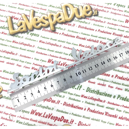Letras para la placa trasera en aluminio pulido, 178 mm de largo, para VESPA 150 SPRINT VELOCE VLB1T de 1967 a 1969, producto italiano en hierro fundido.