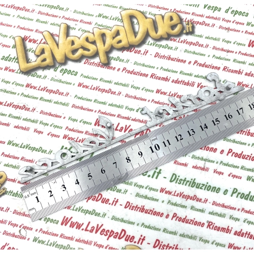 Letras para la placa trasera en aluminio pulido, 178 mm de largo, para VESPA 150 SPRINT VELOCE VLB1T de 1967 a 1969, producto italiano en hierro fundido.
