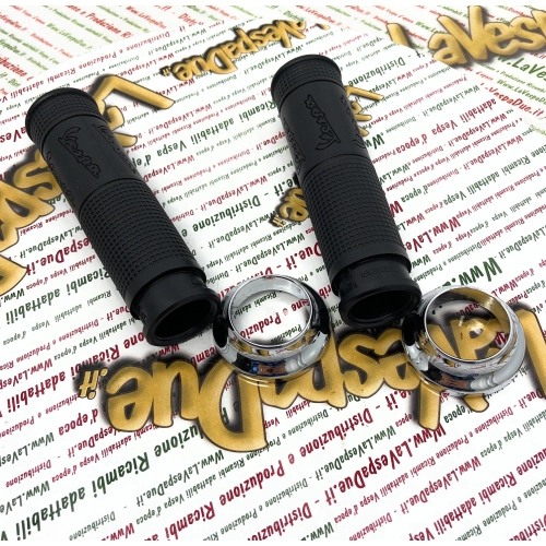 Paire de poignées d'origine PIAGGIO pour VESPA PX PE 80 125 150 200 PX modèle 2011, compatibles avec tous les modèles PX à embouts chromés en plastique (références : CM083806 et CM083805).