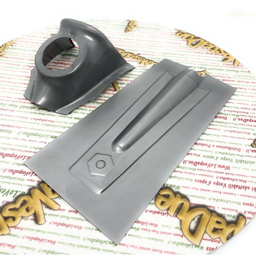 Rejilla frontal hexagonal con soporte para claxon de 3 orificios VESPA 50 90 125 SS NLR VMA1T PREMIUM Cubierta de dirección frontal de chapa metálica de calidad italiana
