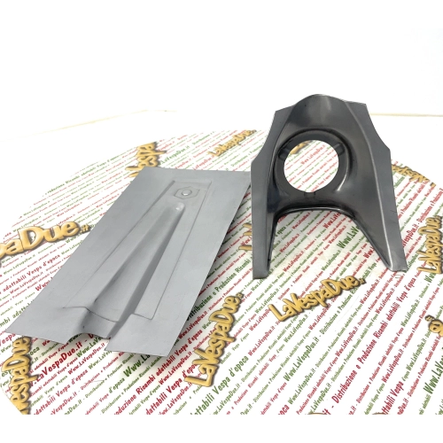 Rejilla frontal hexagonal con soporte para claxon de 3 orificios VESPA 50 90 125 SS NLR VMA1T PREMIUM Cubierta de dirección frontal de chapa metálica de calidad italiana