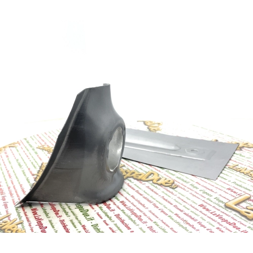 Rejilla frontal hexagonal con soporte para claxon de 3 orificios VESPA 50 90 125 SS NLR VMA1T PREMIUM Cubierta de dirección frontal de chapa metálica de calidad italiana
