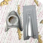 Nasello calandra musetto copristerzo lamierato stemma esagonale VESPA 50 90 125 SS N L R ET3 PRIMAVERA ELESTART porta clacson 3 fori