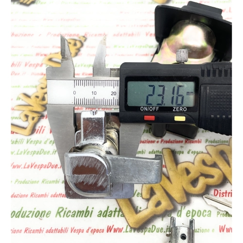Sitzschloss, Topcase, Lenkradschloss, Vespa PX PE Arcobaleno 80 125 150 200 Komplettset mit einem Schlüssel (ORIGINAL PIAGGIO Zylinder und Schlüssel)