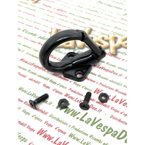 Gancho para bolsas con orificios separados por 24 mm para VESPA 50 80 90 125 150 160 180 200 en aluminio pintado de negro ro 057468