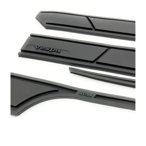 Ensemble de bandes adhésives en caoutchouc noir pour pare-chocs, garde-boue et capots de VESPA 80, 125, 150, 200 PX, PE, ARCOBALENO, ELESTART MY. Moulures de carrosserie disponibles en stock dans l'Utah.