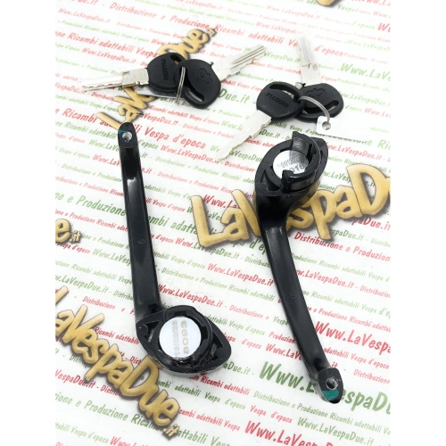 Kit completo de manijas de puerta APE 420 MP601 CLASSIC 220 VESPA CAR P2 P3 CLASSIC MAX DIESEL MP P501 P601 ro 109244 126278 837147 1262785 127278 127468 1274685 manija de puerta derecha e izquierda