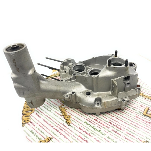 Carter motore originale PIAGGIO fondo di magazzino per VESPA 125 PK primavera aspirazione 2 fori r.o. 222134