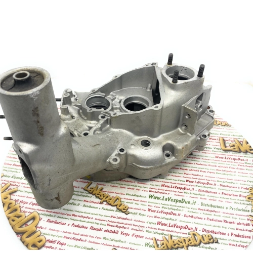 Carter motore originale PIAGGIO fondo di magazzino per VESPA 125 PK primavera aspirazione 2 fori r.o. 222134