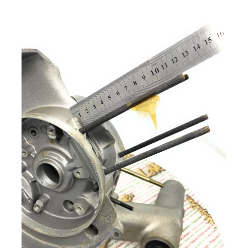 Carter motore originale PIAGGIO fondo di magazzino per VESPA 125 PK primavera aspirazione 2 fori r.o. 222134