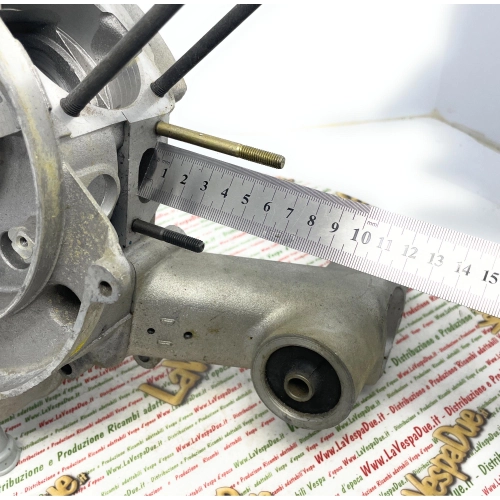 Carter motore originale PIAGGIO fondo di magazzino per VESPA 125 PK primavera aspirazione 2 fori r.o. 222134