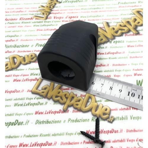 Universelle USB-Buchsenhalterung komplett mit Schrauben für VESPA APE LAMBRETTA Topcase PX COSA GS GT Ladegerät für Autos, Motorräder, Roller, Boote, LKWs