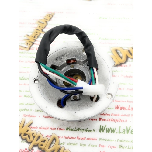 Stator with 5 wires and 2 fastons for LML 125 150 STAR DLX STELLA adaptable VESPA 80 125 150 200 PX PE LUSSI 98 MY 96 W 5 coils ro C-4707475