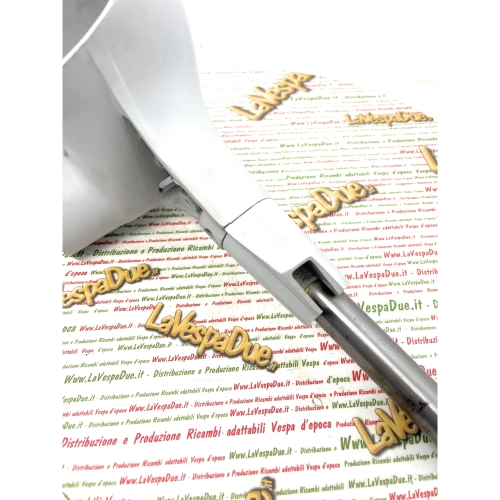 Guidon complet pour Vespa 50 NLR avec phare rond et modification pour support de pompe de frein à disque avant
