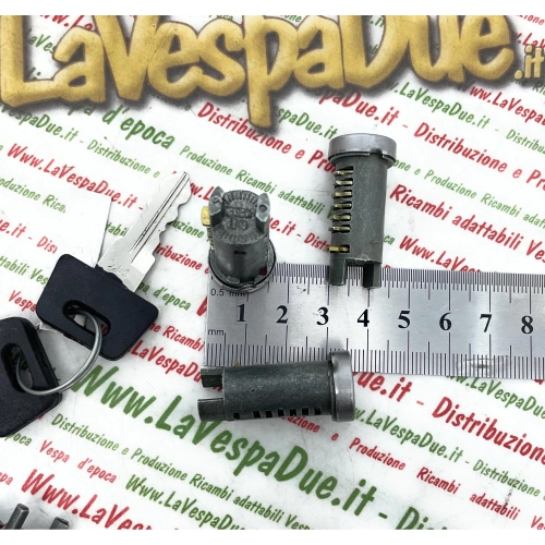 Schlosssatz mit 5 Zylindern für VESPA PX 80 125 150 200 PK 50 125 S XL XL2 AUTOMATICA COSA T5 LML Topcase-Lenkradschloss Zündschloss Satteltür ro 196486 1792925