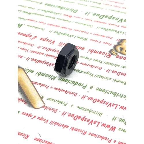 Burnished metal front wheel axle locking nut for VESPA 98 125 150 V98 V1 V15 V30 V33 VU VM VN VNA VNB VNC VNL VL VB1 VS APE A1 A15 AB AC AE AD APA APB APC