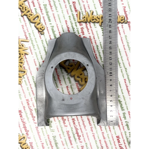 Blech-Hupenhalter für VESPA 50 125 PRIMAVERA ET3 50 90 125 NLR SS ET3 PRIMAVERA