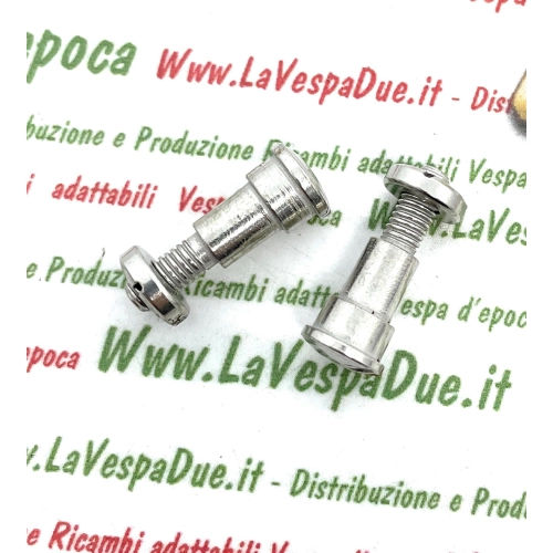 Zwei Schlitzschrauben zur Hebelbefestigung für VESPA 125 VNB3T und neuer, 150 VBA VBB, 150 GS VS5 GL, 160 GS VSB ro 014629, italienische Fertigung