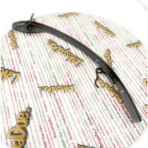 Refuerzo interno trasero izquierdo del capó para VESPA PX 80 125 150 200 en chapa metálica para soldar al bastidor.