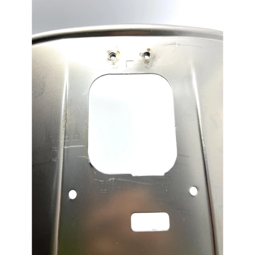 Protector de estribos de chapa metálica completo con refuerzos transversales para VESPA 80 125 150 200 PX PE MY a partir de 1998, adaptable a modelos anteriores T5 ARCOBALENO. Producto italiano de primera calidad.