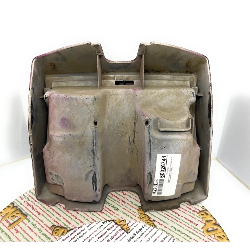 Gebrauchtes Topcase vorne für VESPA PK 50 125 XL (siehe Foto ro 256497)