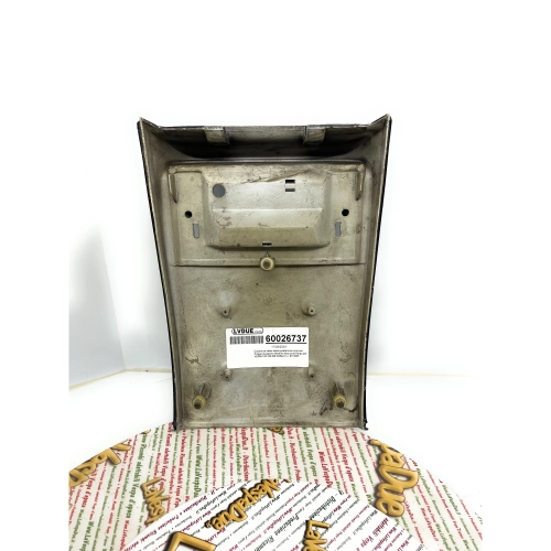 Used original Piaggio rear frame cover, stop light support, license plate holder for VESPA 125 150 200 COSA 2 ro 9172005
