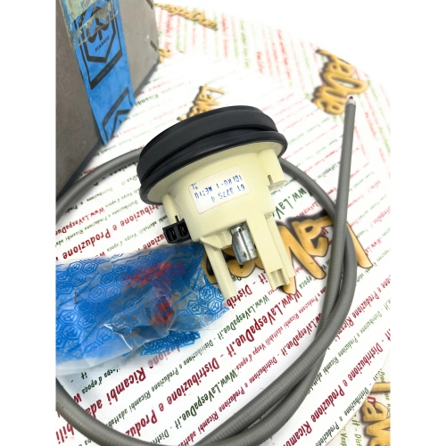Velocímetro negro original PIAGGIO para VESPA 50 125 PK S SS, parte inferior de serie completa con junta de transmisión y engranajes ro 179151 178864 196894 196895 196905 197019 196960