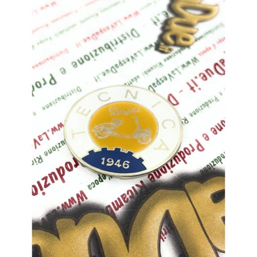Schild Ø 41 mm Vintage-Logo-Emblem aus Aluminium VESPA TECNICA 1946 gelb und elfenbein zur Anbringung auf VESPA-Zubehör mit Klebstoff Ø 41 mm