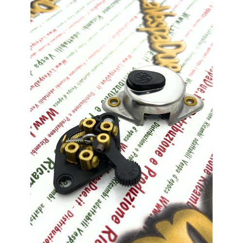 Interruptor de luz para VESPA 150 GS 160 GS serie 1 y 2, referencia 1R000254 026457, producto italiano.
