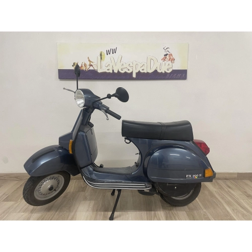 Telo coprivespa Copri scooter per VESPA ARANCIONE antipolvere antigraffio dal 1946 al 2018 N L R SPECIAL PRIMAVERA ET3 SS 1 V30 V33 VM VN VL VB VS VNA VNB VBA VBB GL GS SS SUPER SPORT SPRINT VELOCE GT R TS RALLY PK HP 50 125 150 180 200