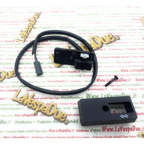 Turn signal switch for VESPA PX 125 150 200 E ARCOBALENO ELESTART ETS T5 PK 50 80 125 E SS AUTOMATICA RUSH PLURIMATIC SPEEDMATIC ro 217343