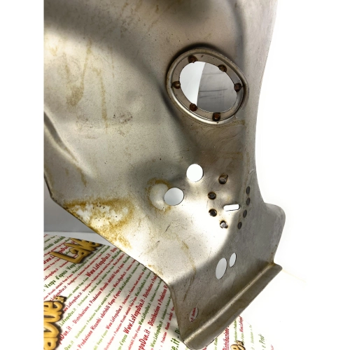 Panneau latéral arrière droit en tôle de carrosserie pour Vespa 80, 125, 150 et 200 PX PE