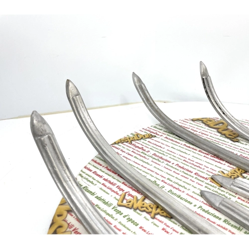 Set of aluminum floorboard strips for APE 150 B AB2T AB3T AB4T from 1954 to 1956, handcrafted Italian product