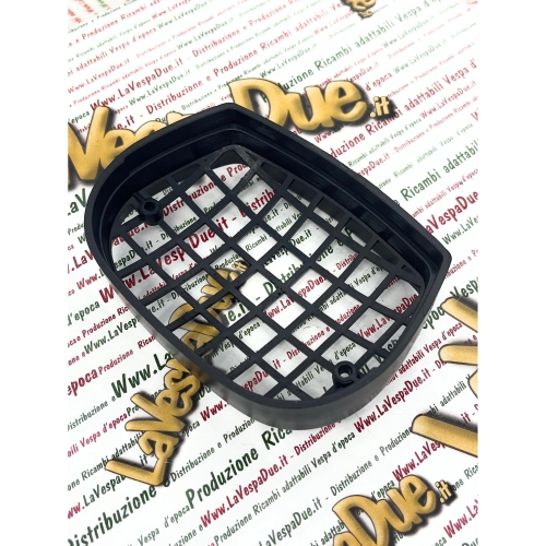 Rejilla protectora contra piedras para el faro delantero de PIAGGIO CIAO PX, color negro, fabricada en plástico resistente.