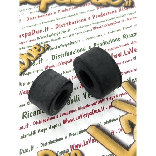 Kit de 2 tampons pour traverse de support moteur pour VESPA 125 V32T V33T VU1T VM1T VM2T VN1T