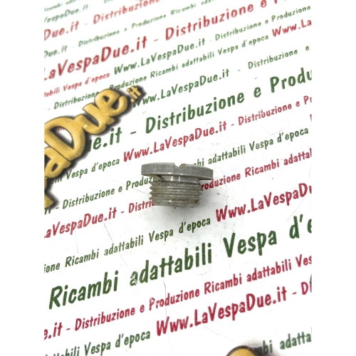 Bolzen-Schraubkappenlochgehäuse für Tachometer an der Nabe für VESPA 125 V30T V33T VM1 VM2 VN1 VN2 VNA APE AB AC AE AD PENTARò APA APB APC Ganghalterungsgabel