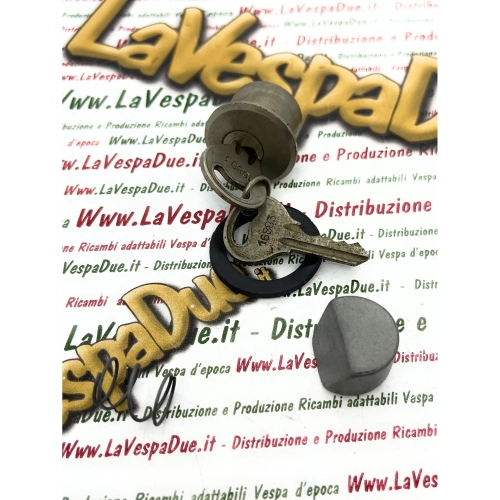 Bloqueo de dirección completo para VESPA GS 160 VSB1T > 55506. Pieza de repuesto original NOS con 2 llaves, muelle, junta, tornillo prisionero y pasador.