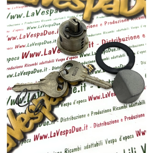 Bloqueo de dirección completo para VESPA GS 160 VSB1T > 55506. Pieza de repuesto original NOS con 2 llaves, muelle, junta, tornillo prisionero y pasador.