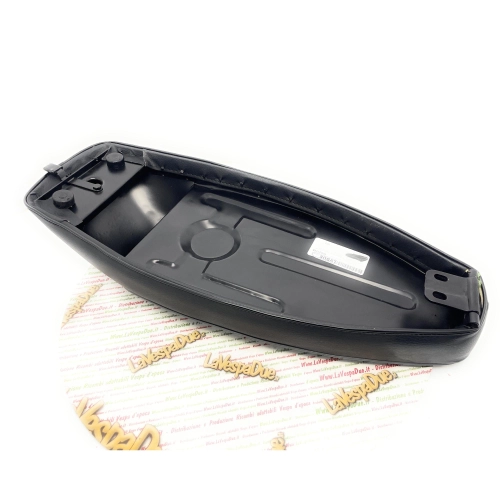 Black hump seat, SPORT model, for VESPA 50 90 NLR SPECIAL ET3 PRIMAVERA