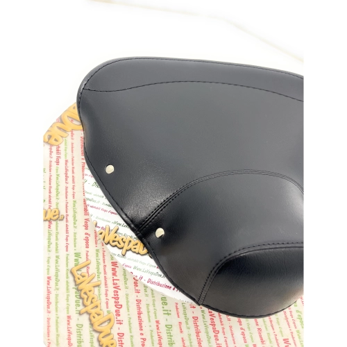 Funda de asiento negra con orificios para el asa de 24,5 cm para VESPA 125 VNA1 2T VNB1 2 3 4 5 6T 150 VB1T VBB1 2T con placa Continental Eagle.