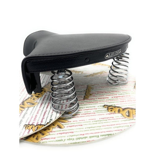 Asiento delantero completo con armazón y funda con placa A. REJNA para VESPA 98 125 de 1948 a 1950.