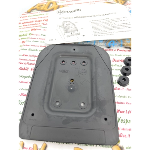 Plastic license plate holder with screws for VESPA 50 LRN PK HP XL SPECIAL Moped PIAGGIO CIAO SI BRAVO BOXER for old license plates ro 445106 license plate