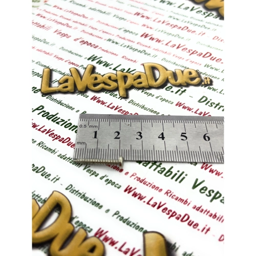 1 selbstschneidende Schraube 3 x 20 mm mit Schlitzkopf zur Hupenbefestigung für VESPA 50 90 125 150 180 200 PRIMAVERA ET3 SPRINT GT GTR SS RALLY